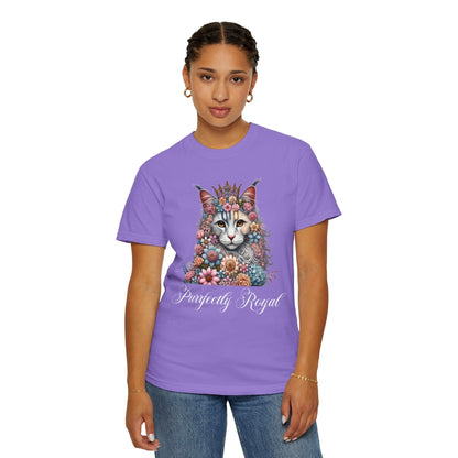 Purrfectly Royal Coon Cat Dark T-shirt