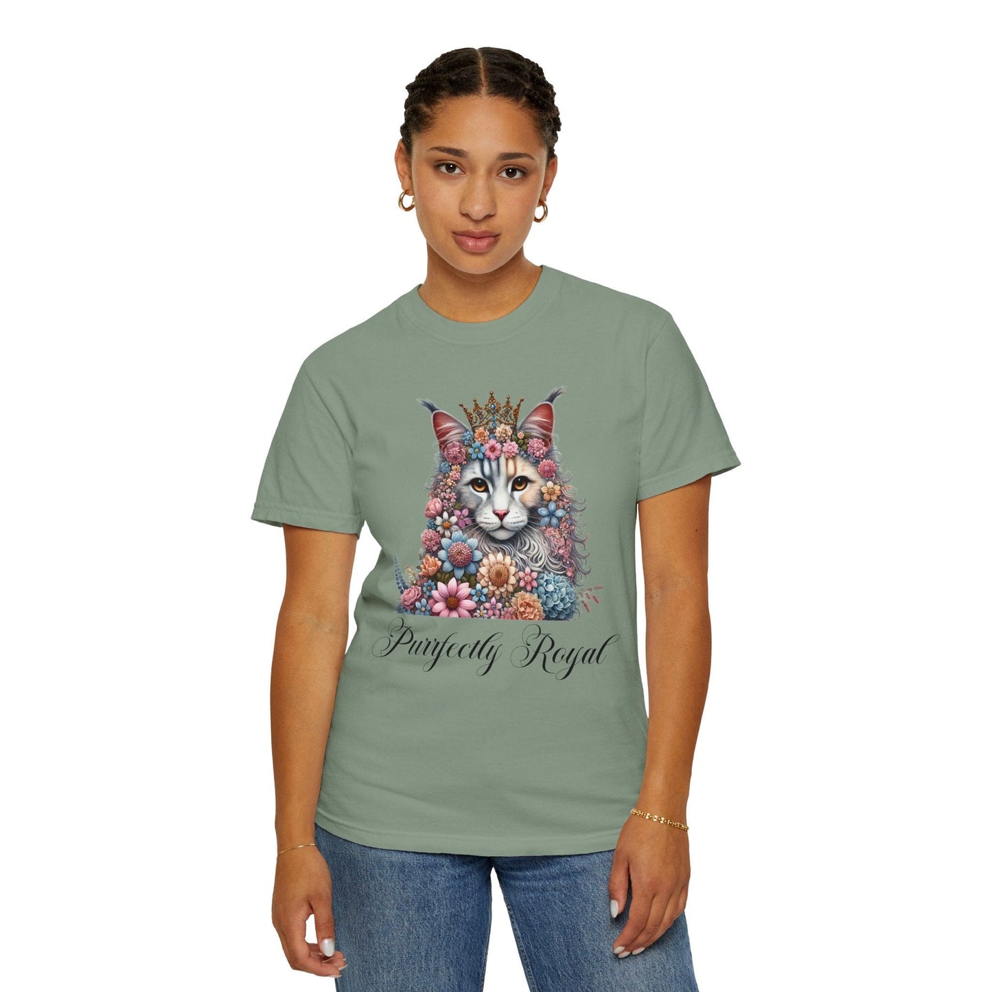 Purrfectly Royal Coon Cat Light T-shirt