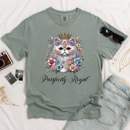 Purrfectly Royal Persian Cat Light T-shirt