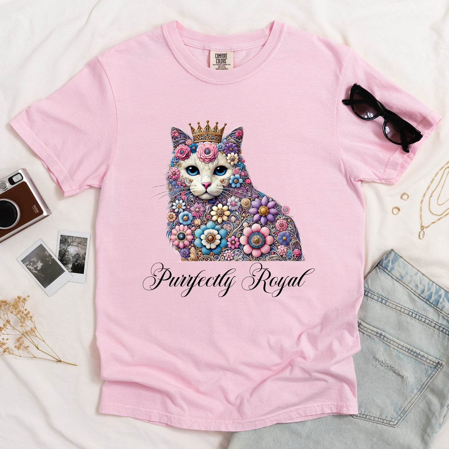 Purrfectly Royal Cat Light T-shirt