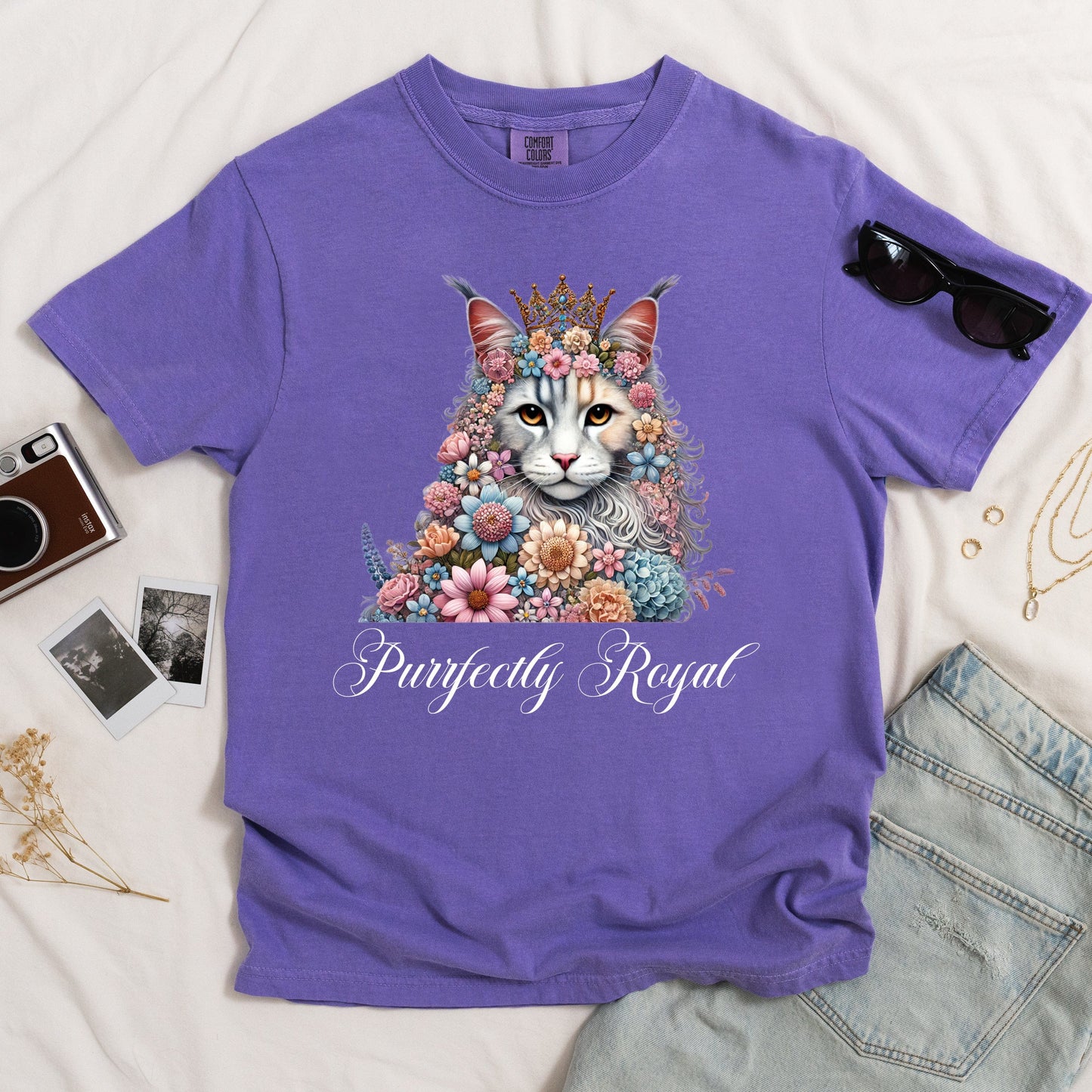 Purrfectly Royal Coon Cat Dark T-shirt