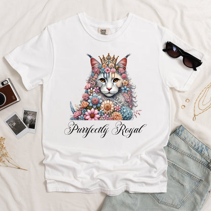 Purrfectly Royal Coon Cat Light T-shirt