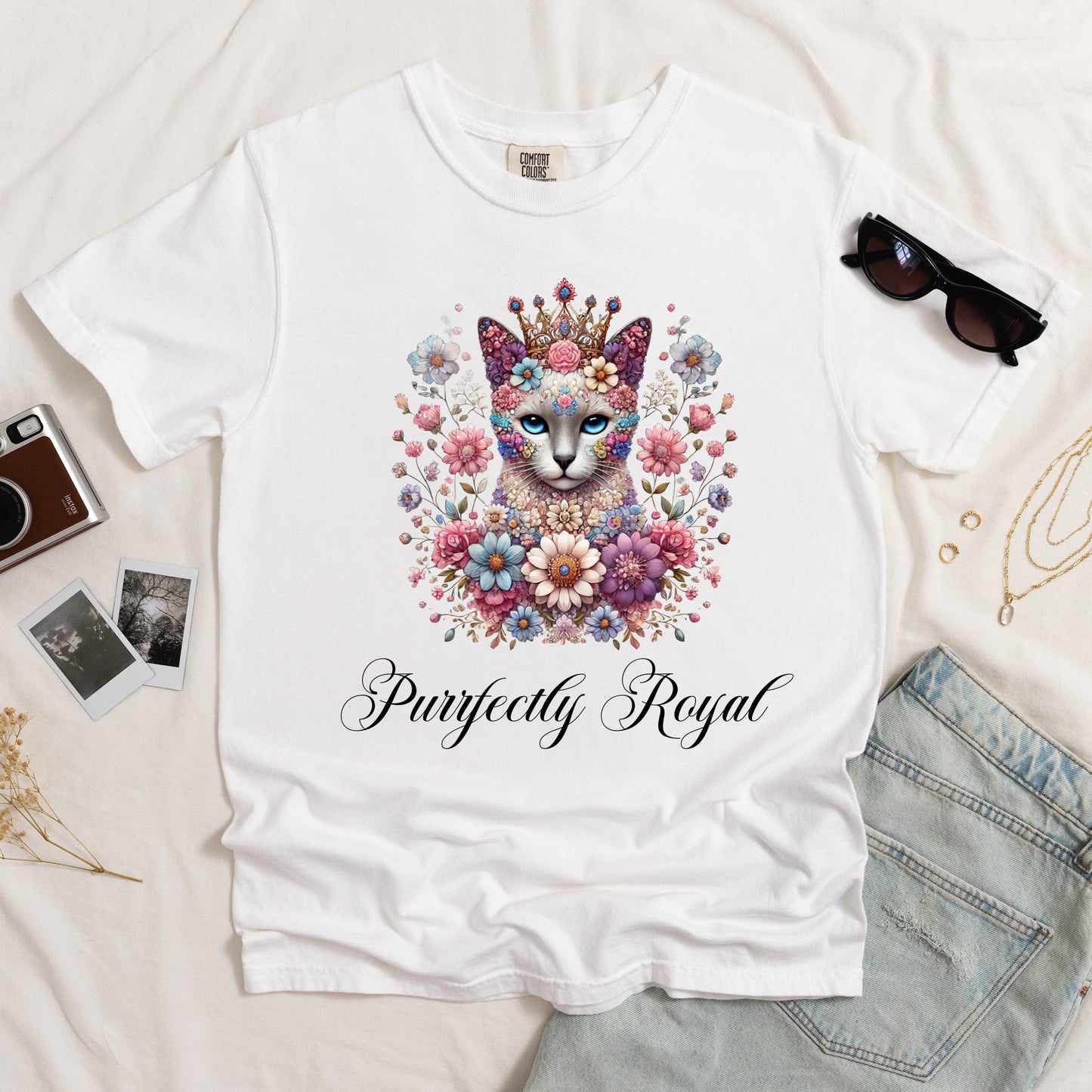 Purrfectly Royal Siamese Cat Light T-shirt